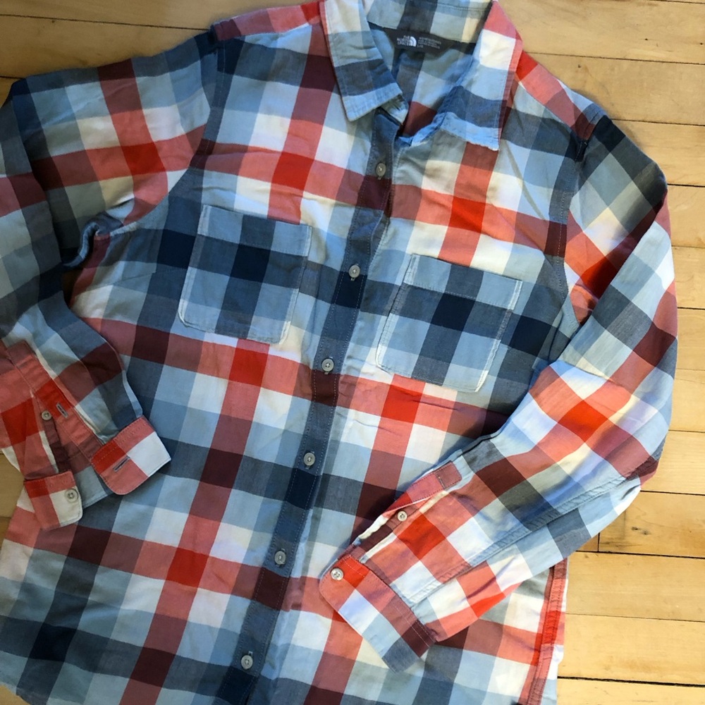 NorthFace top
